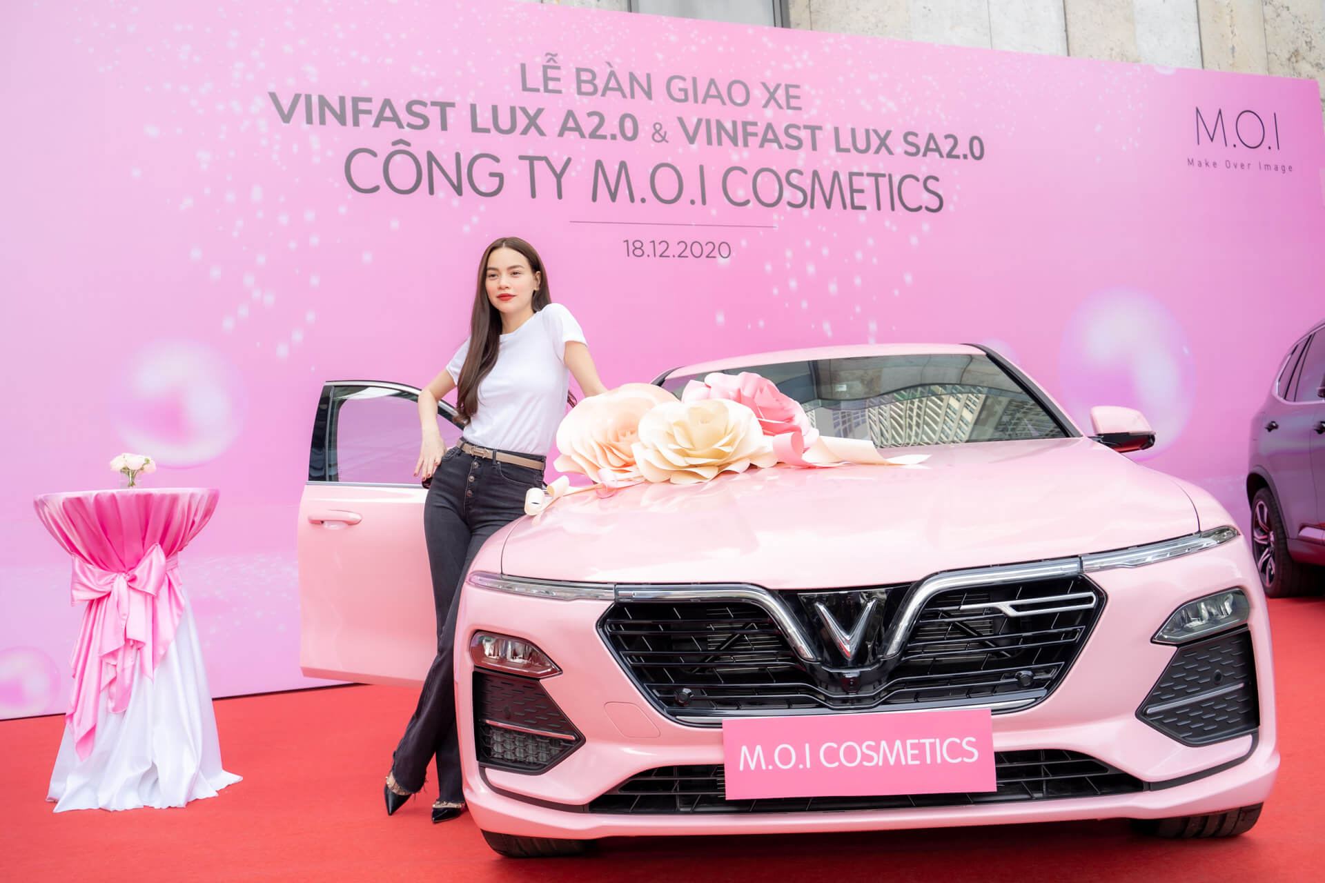 X-Vinfast-Mau-Hong-12 Xe VinFast mầu hồng và những lựa chọn cho các cô nàng xinh đẹp