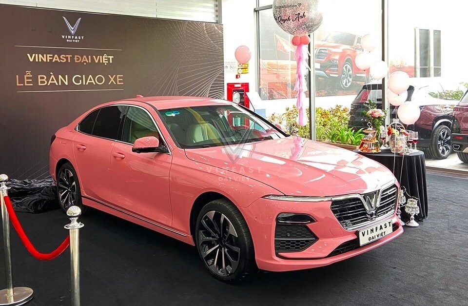 X-Vinfast-Mau-Hong-9 Xe VinFast mầu hồng và những lựa chọn cho các cô nàng xinh đẹp